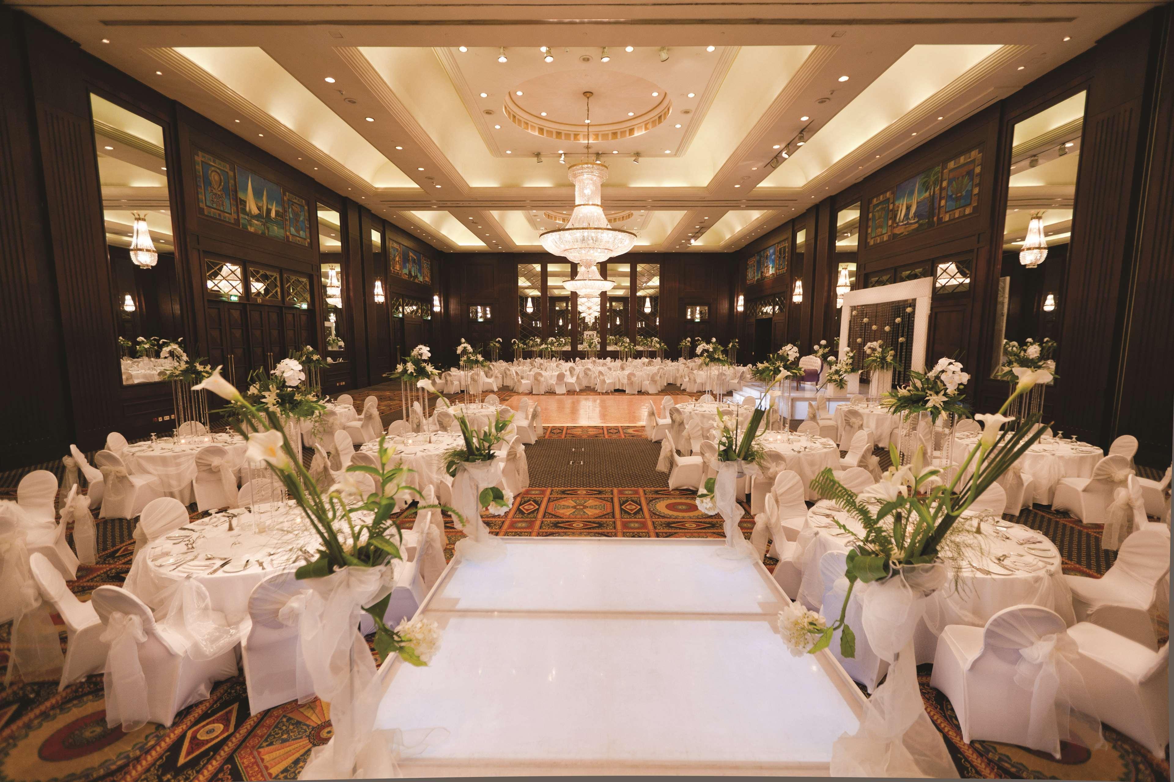 Отель Sofitel Cairo Downtown Nile Ресторан фото The ballroom