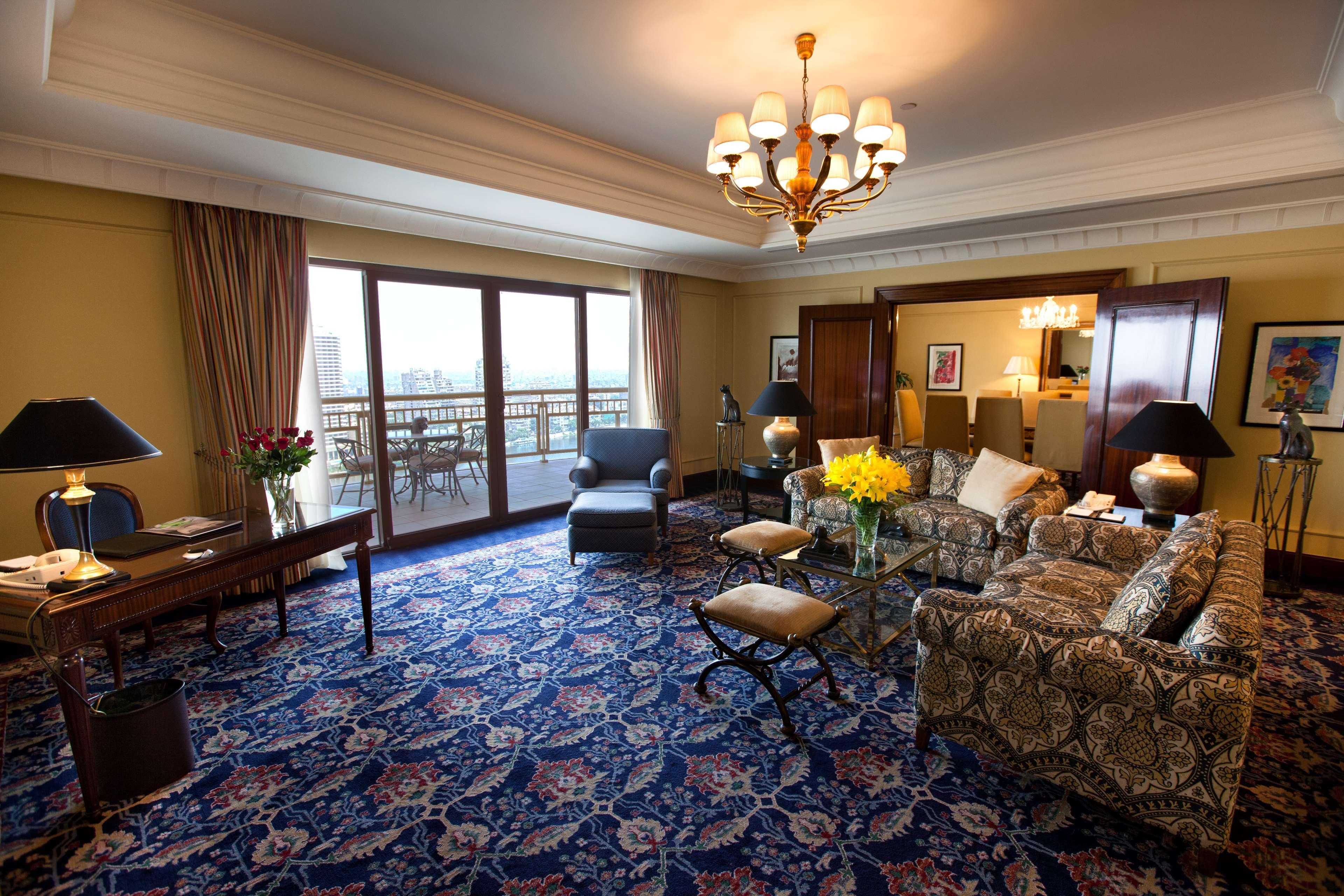 Отель Sofitel Cairo Downtown Nile Номер фото A suite at the InterContinental