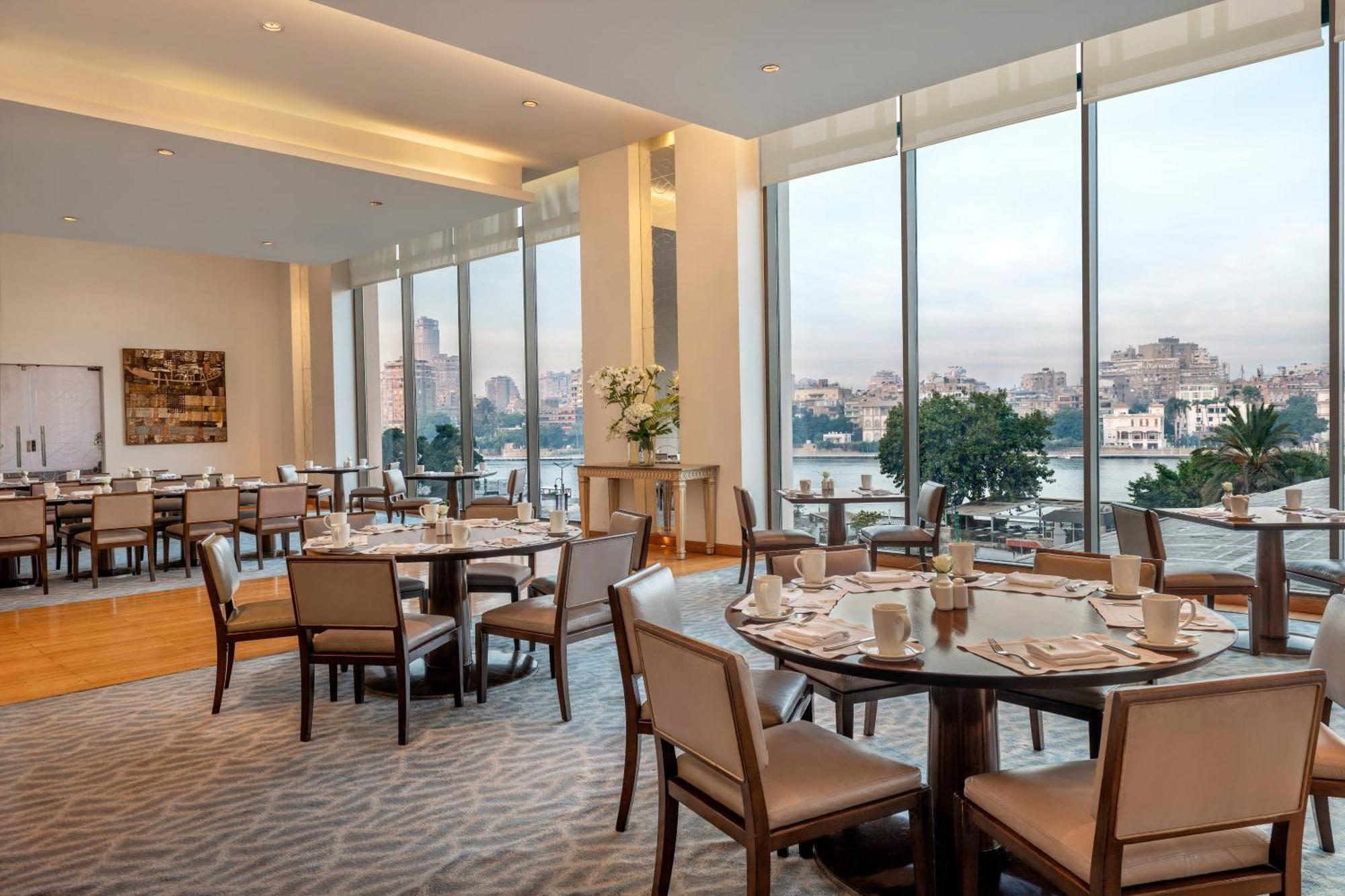 Отель Sofitel Cairo Downtown Nile Экстерьер фото The View