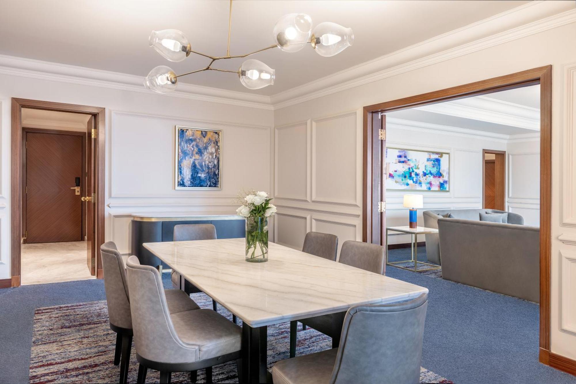 Отель Sofitel Cairo Downtown Nile Экстерьер фото Presidential Suite