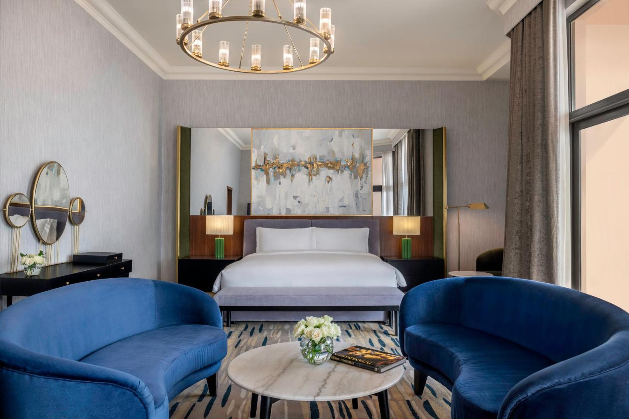 Отель Sofitel Cairo Downtown Nile Экстерьер фото A suite at the hotel